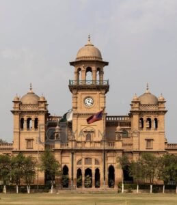 what to do in peshawar