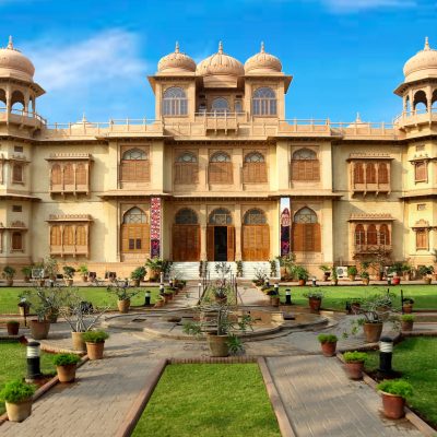 Mohatta-Palace-Canvas-16x20-1-scaled