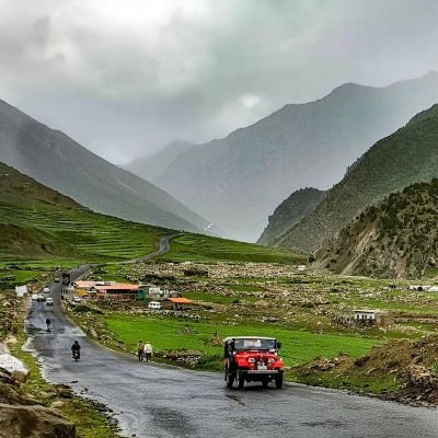 kaghan jeep